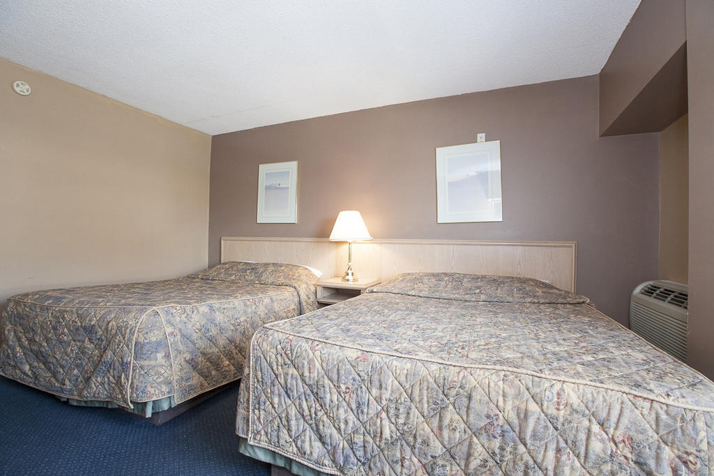 Admiral Inn By The Falls Niagara Falls Habitación foto