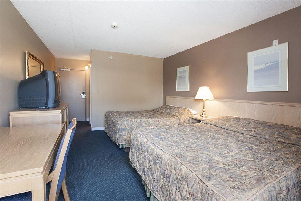 Admiral Inn By The Falls Niagara Falls Exterior foto
